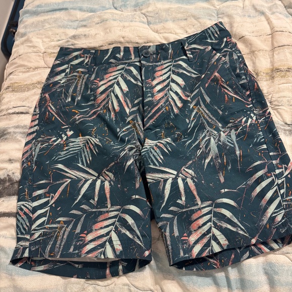 Men’s small bathing suit, gently used - Picture 1 of 3